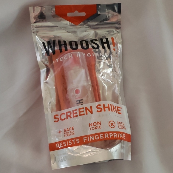 Woosh Screen Shine Tech Hygiene GO Cleaner Phone Tablet Laptop 3.4 OZ NWT - Picture 3 of 8